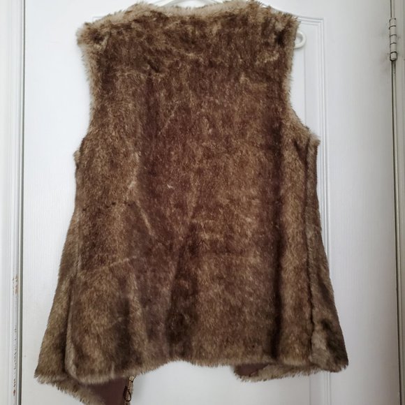 MANGO Olive Green Military Jacket + Faux Fur Vest - Picture 6 of 15